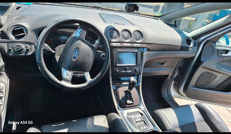 Ford S-Max 2014 — engine