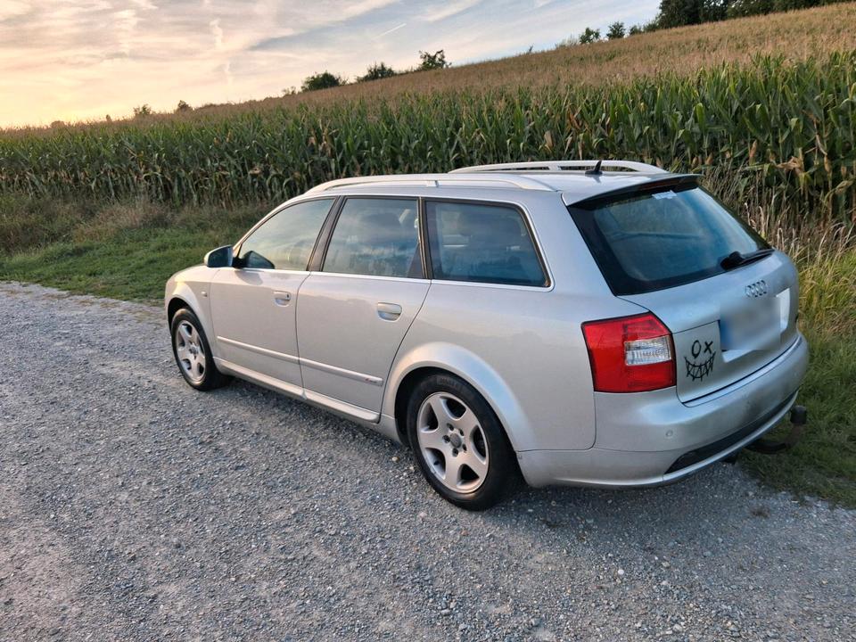 Audi A4 2004 — photo 5