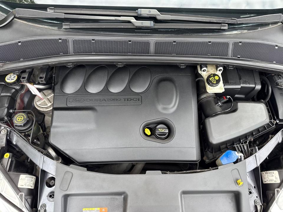Ford S-Max 2009 — photo 10