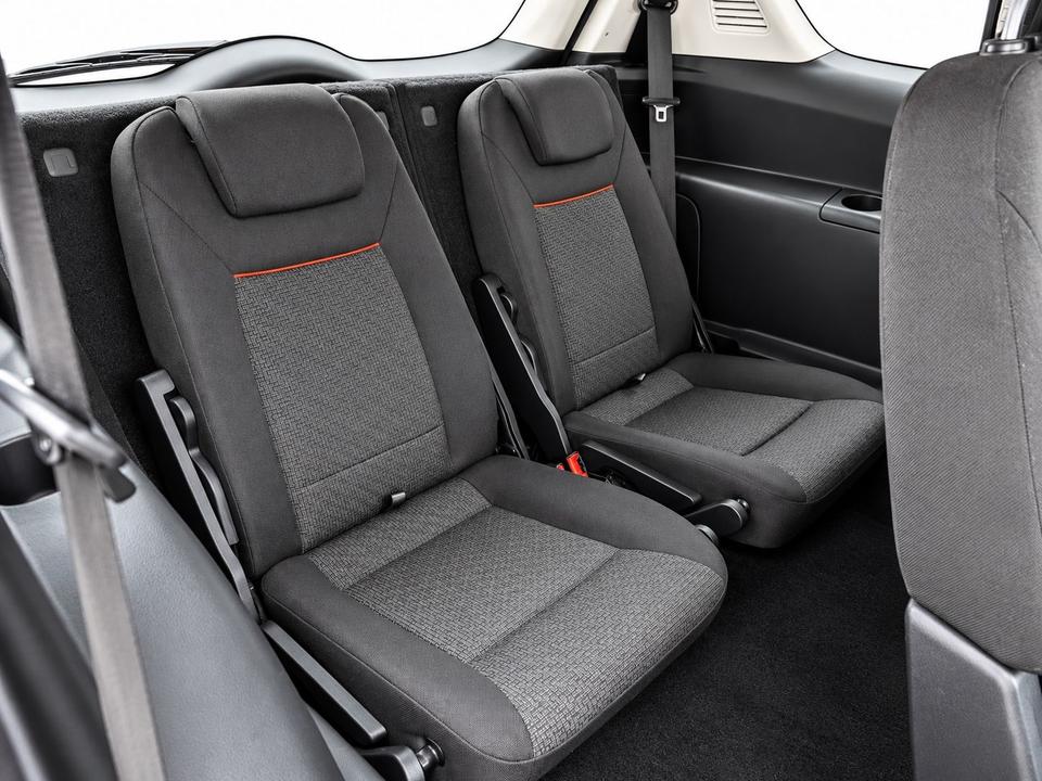 Ford S-Max 2009 — photo 18