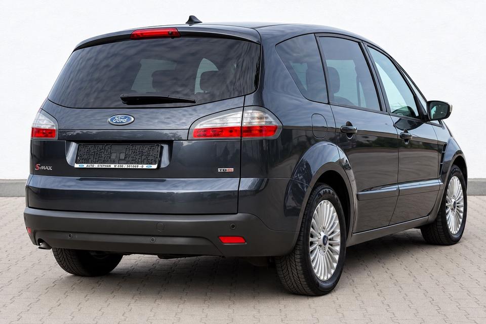 Ford S-Max 2009 — photo 8