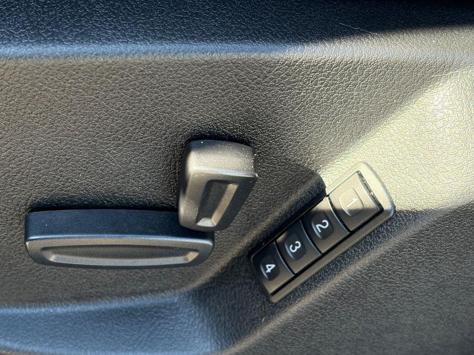 Ford S-Max 2009 — photo 12