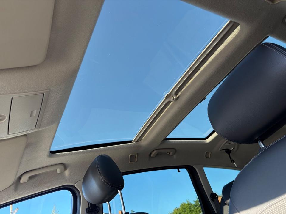 Ford S-Max 2009 — photo 14