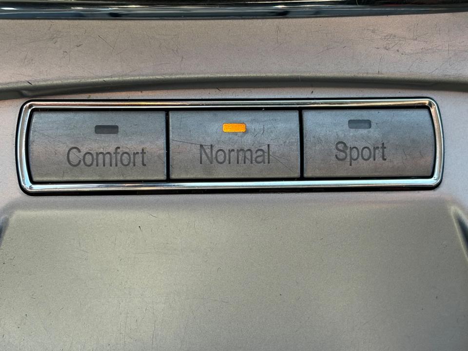 Ford S-Max 2009 — photo 20