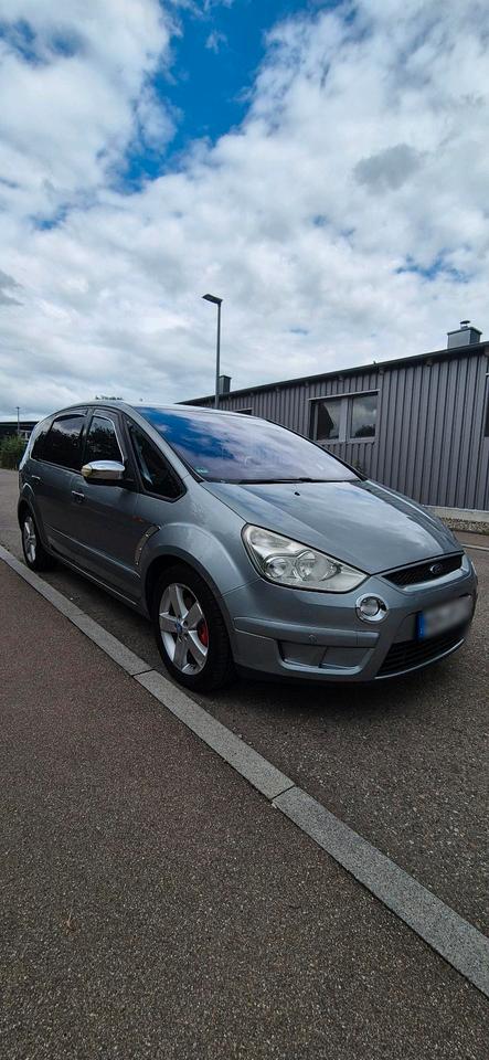 Ford S-Max 2010 — photo 11