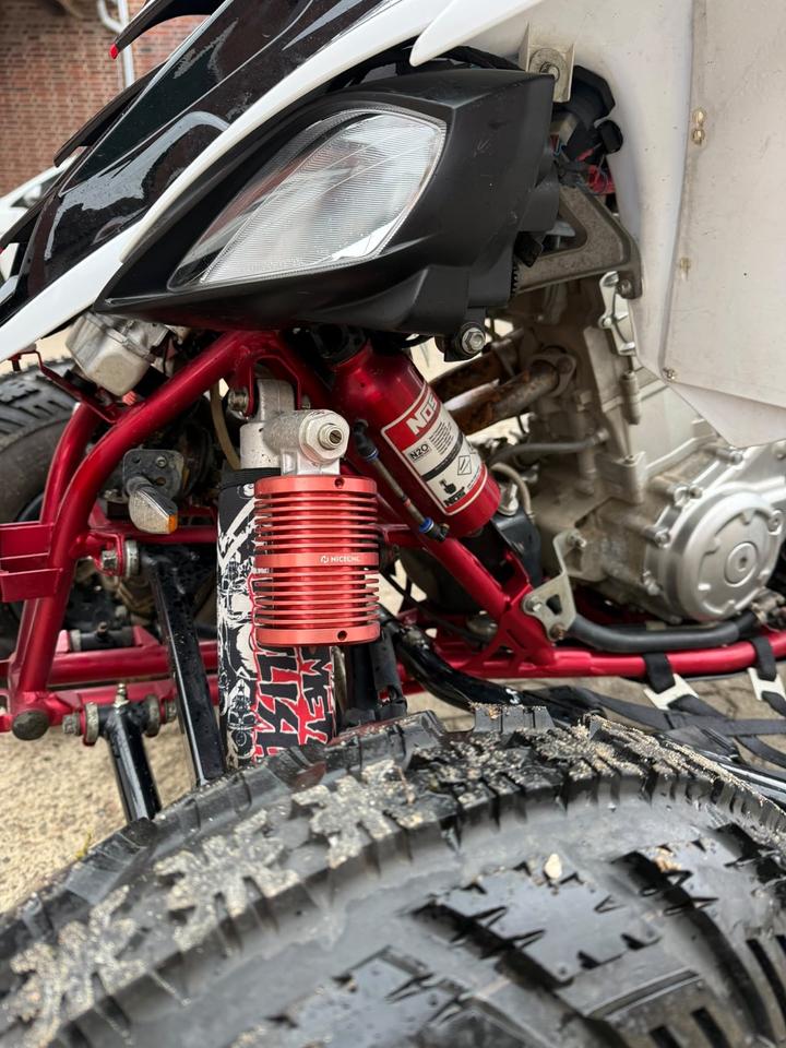 Yamaha Raptor 700 2009 — photo 6