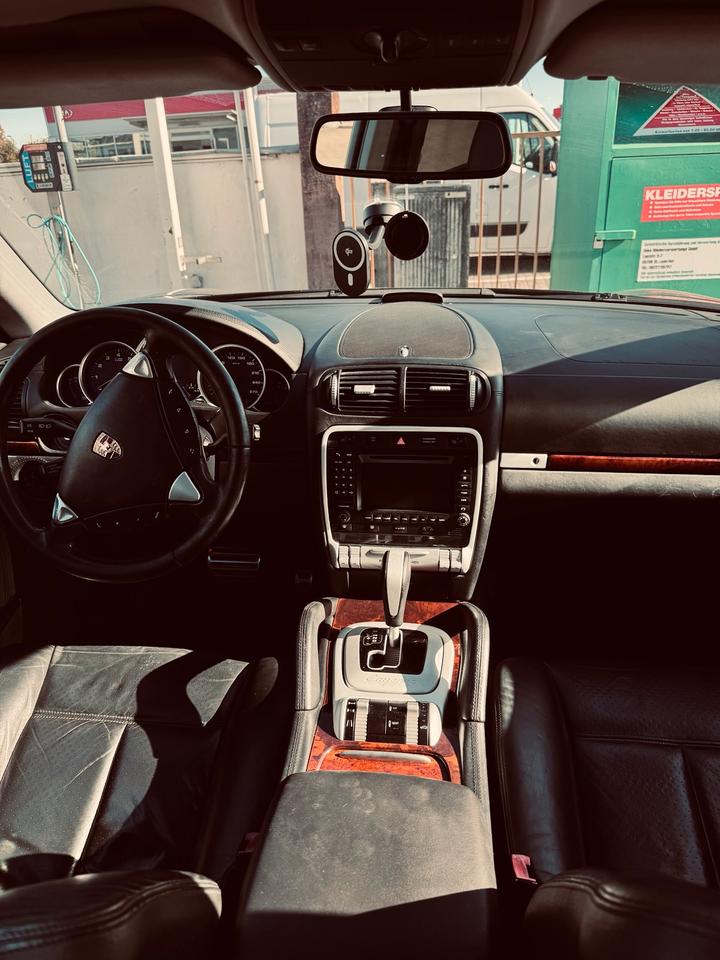 Porsche Cayenne 2004 — photo 6