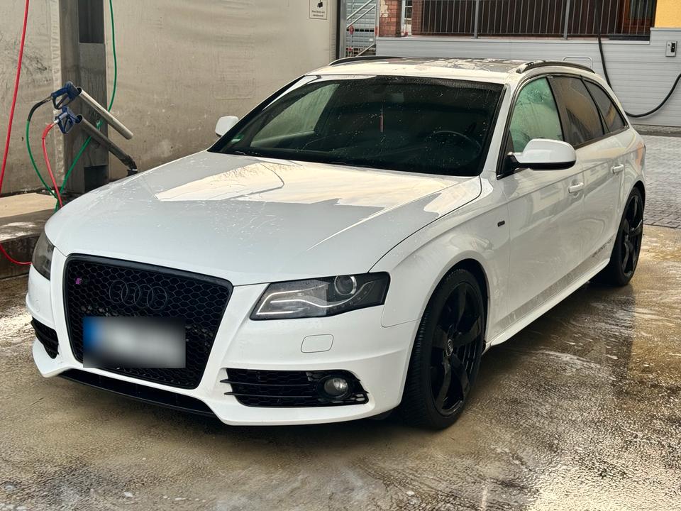 Audi A4, 2011