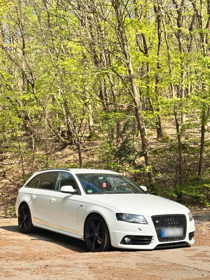 Audi A4 2011 — photo 10