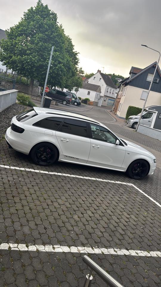 Audi A4 2011 — photo 14