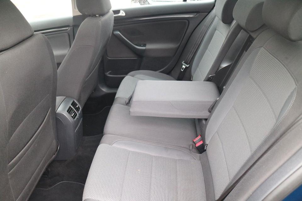 Volkswagen Weitere VW 2010 — photo 12