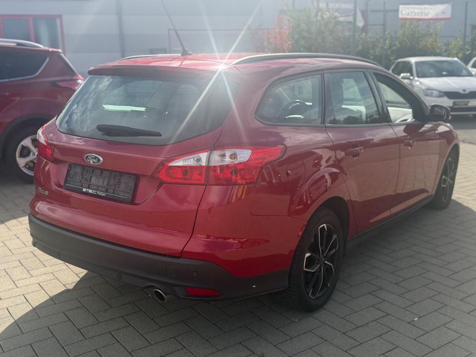 Ford Focus 2013 — engine