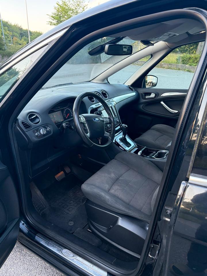 Ford S-Max 2011 — photo 6