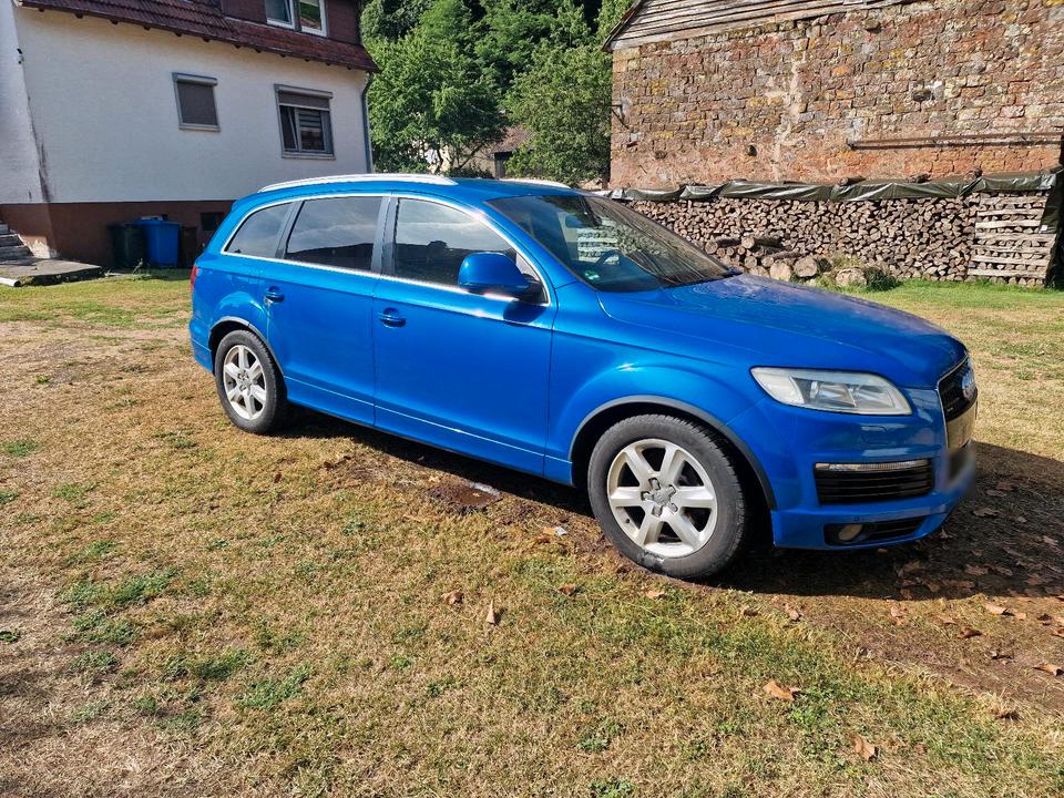 Audi Q7 2007 — rear view