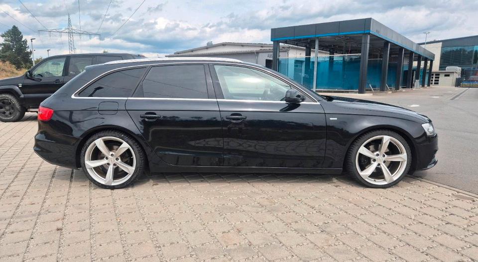 Audi A4 2012 — photo 10