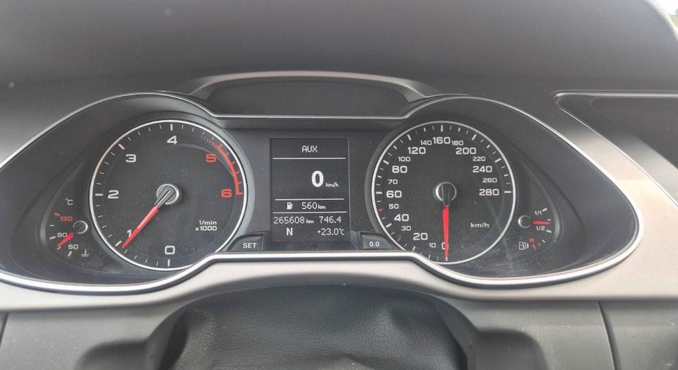 Audi A4 2012 — photo 15
