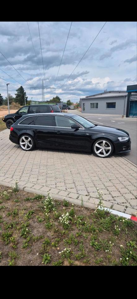 Audi A4 2012 — engine