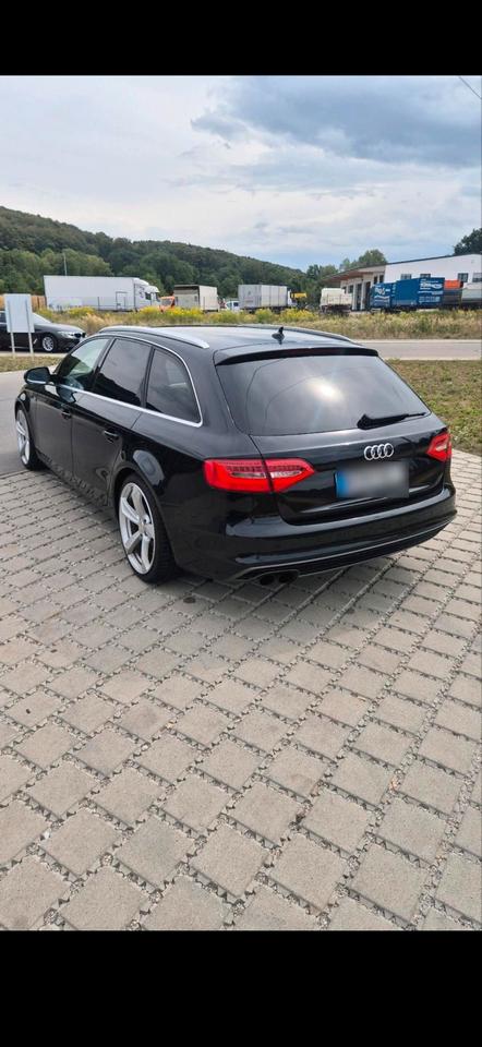 Audi A4 2012 — photo 7
