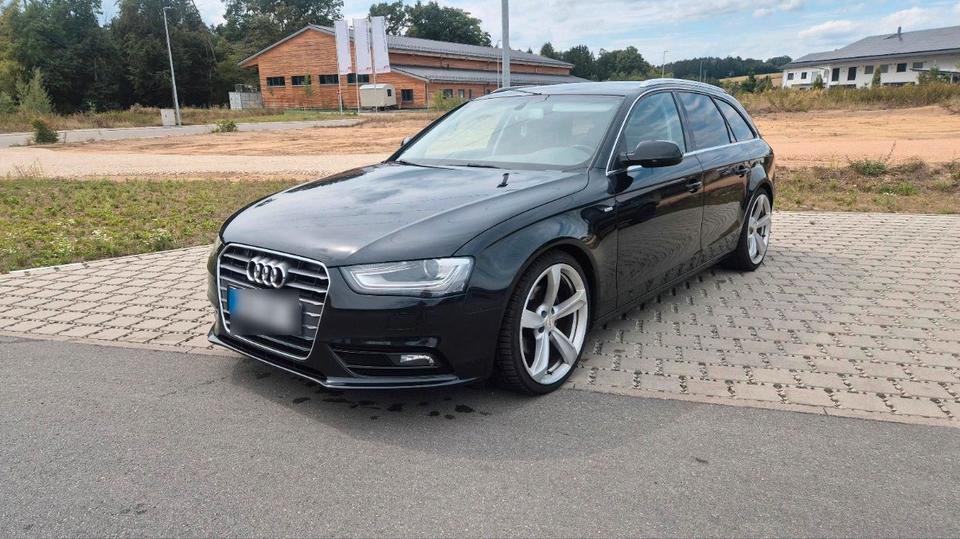 Audi A4 2012 — photo 8
