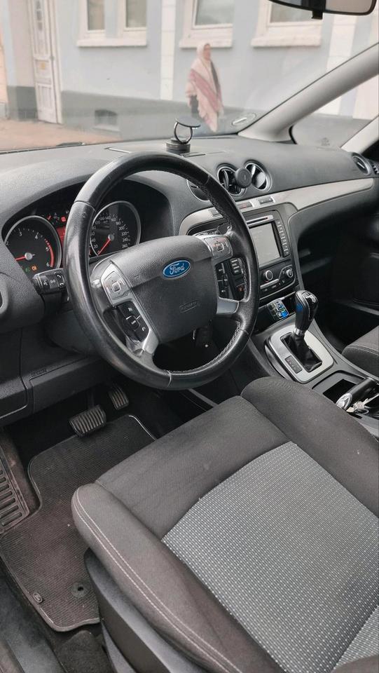 Ford S-Max 2014 — photo 10
