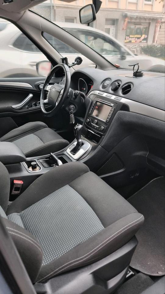 Ford S-Max 2014 — photo 13