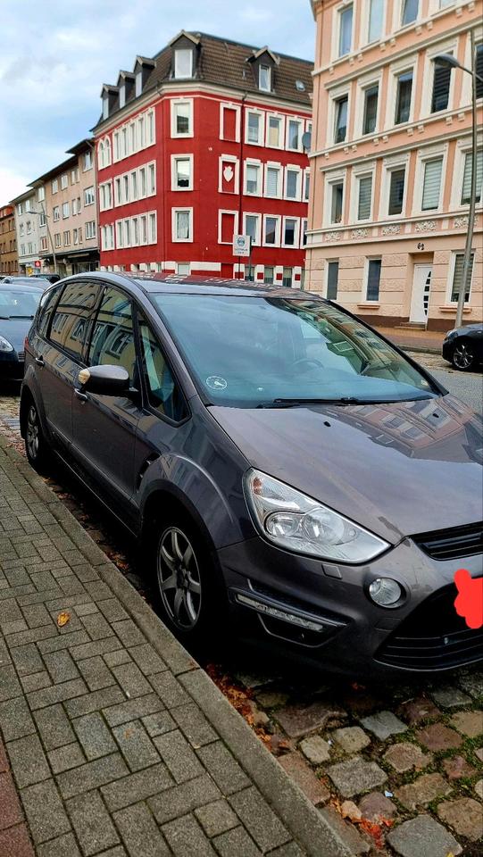 Ford S-Max 2014 — interior