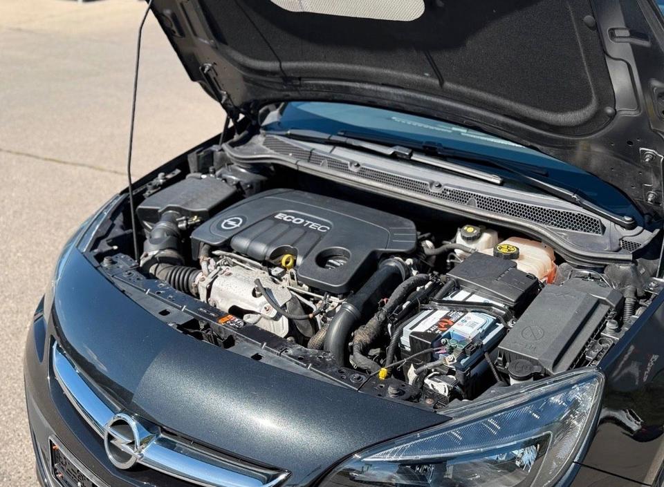 Opel Astra 2015 — photo 5