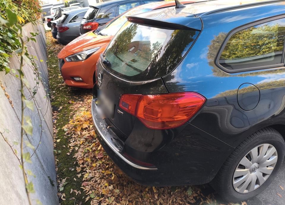 Opel Astra 2012 — photo 6