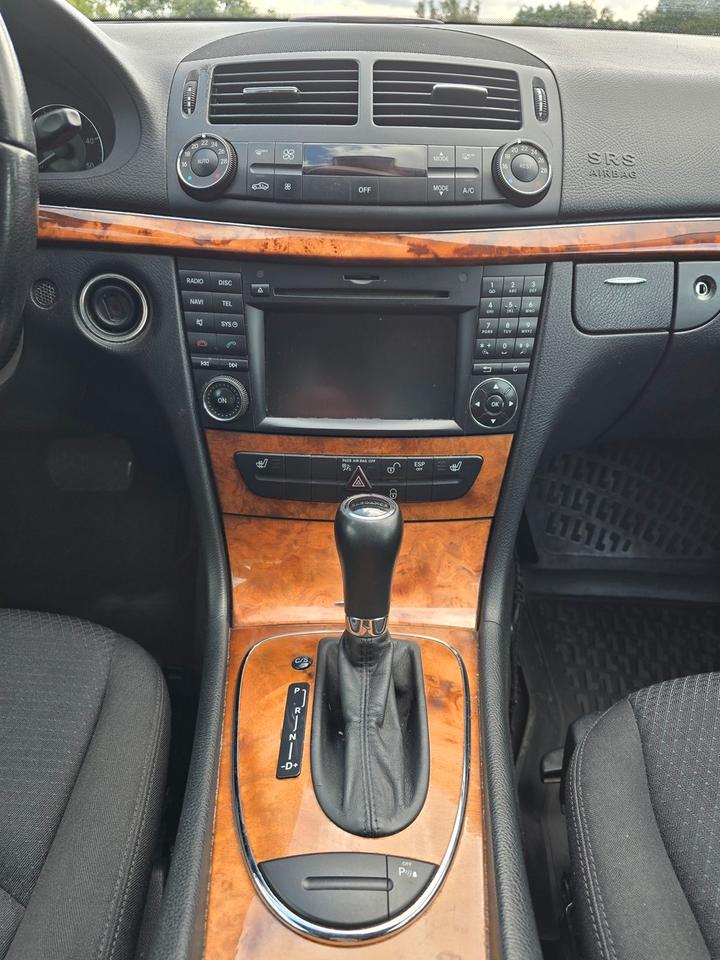 Mercedes Benz E 220 2008 — photo 6