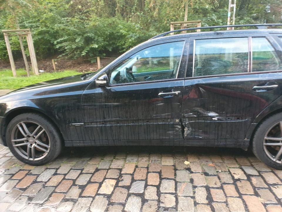 Mercedes Benz E 320 2008 — photo 6