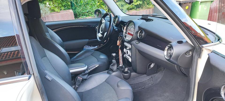 Mini Cooper S Clubman 2009 — photo 7