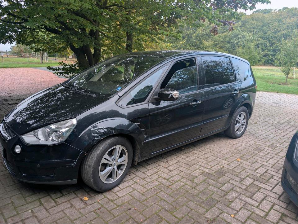 Ford S-Max 2009 — interior