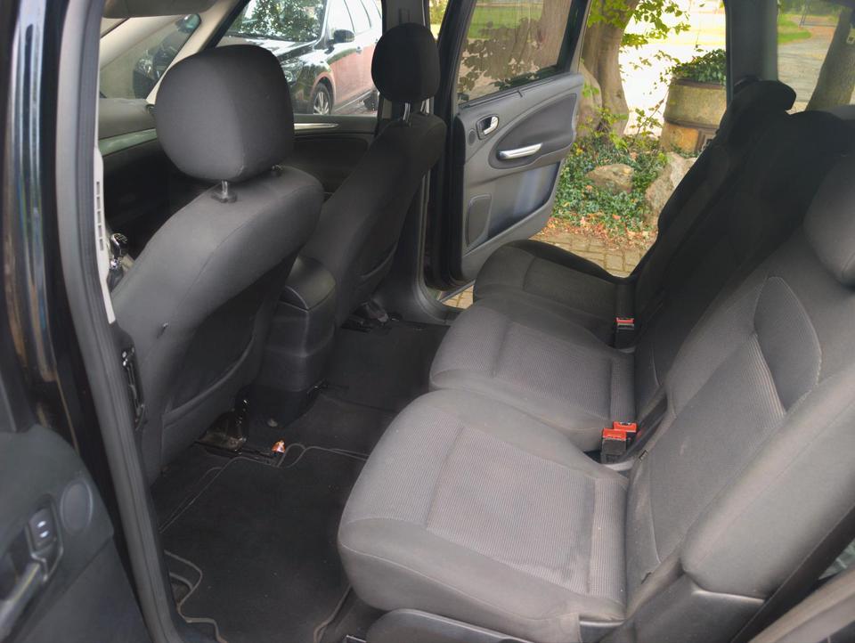 Ford S-Max 2009 — engine