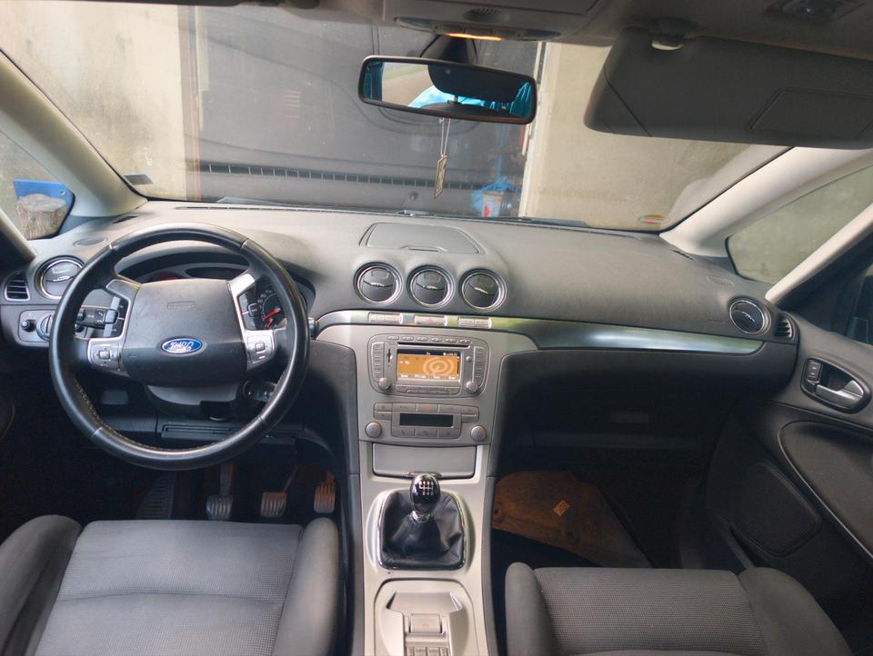 Ford S-Max 2009 — photo 5