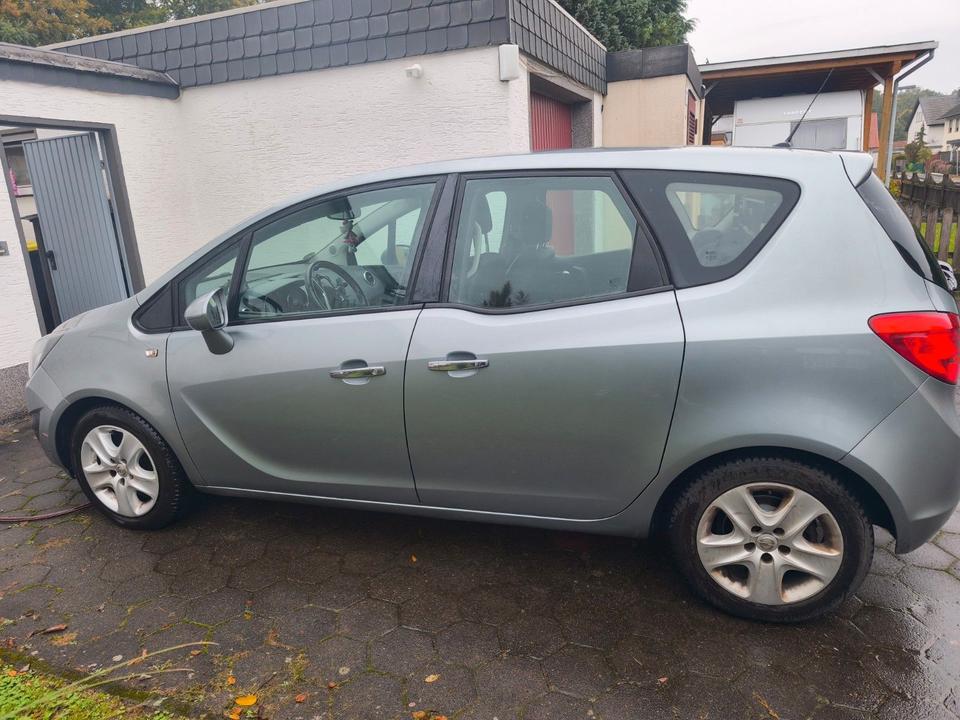 Opel Meriva, 2012
