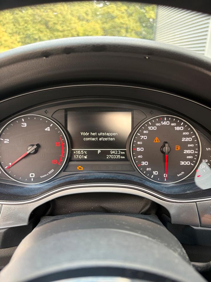 Audi A6 2013 — photo 9