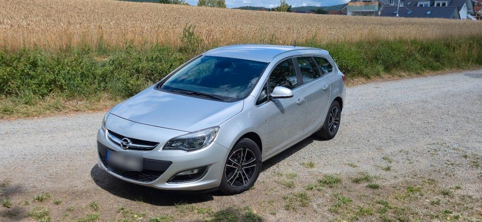 Opel Astra 2015 — авто для ЗСУ з Європи