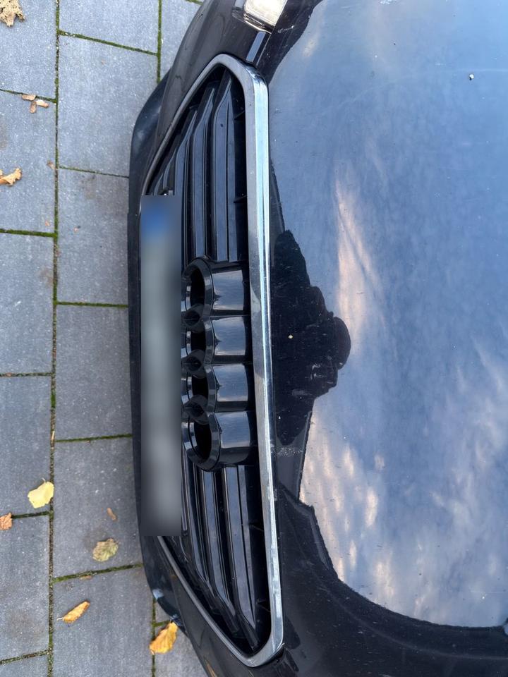 Audi A6 2012 — engine