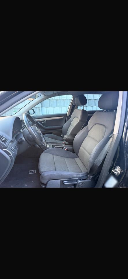 Audi A4 2006 — photo 9