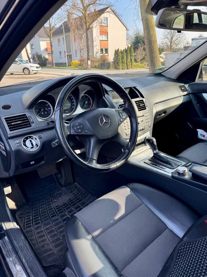 Mercedes Benz C 220 2010 — photo 6