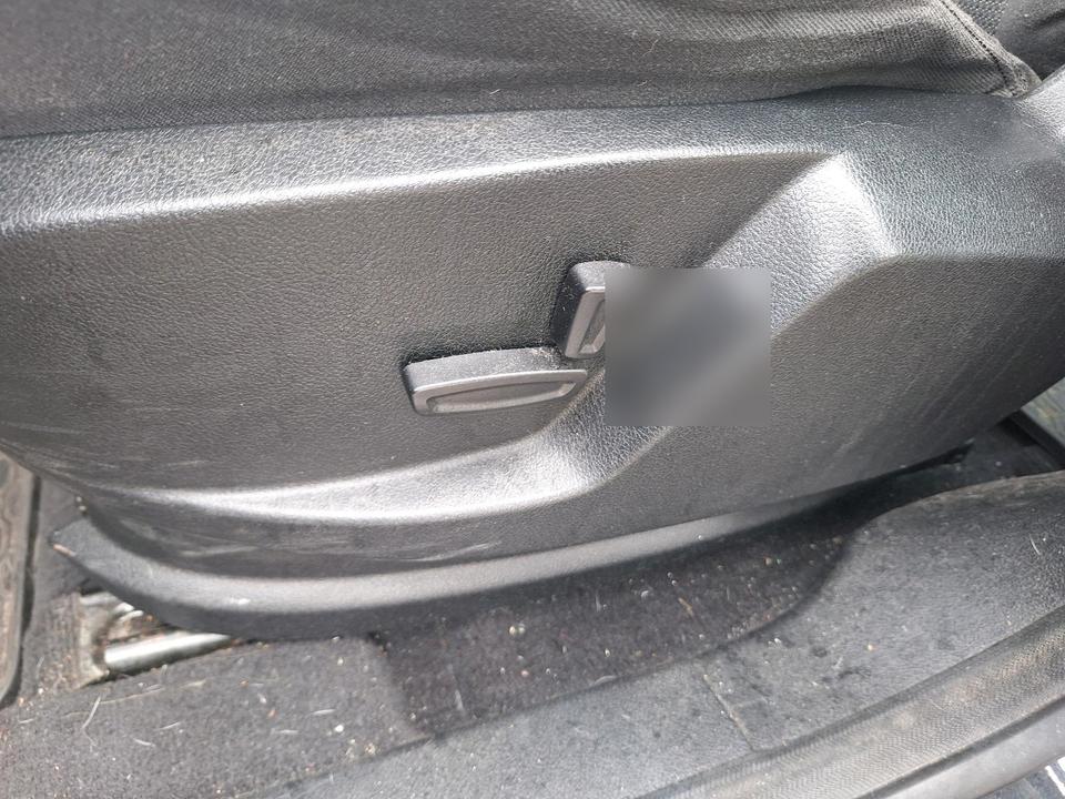 Ford S-Max 2008 — photo 17