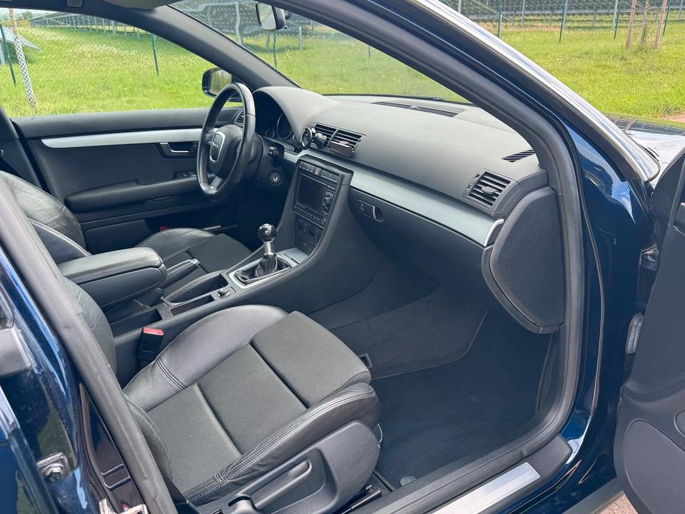Audi A4 2007 — photo 7
