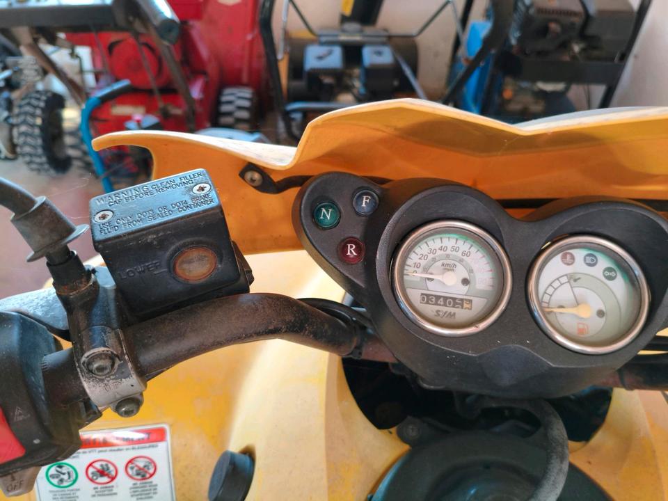 Weitere Motorräder Sanyang Quad UA18A- Baujahr - Motorschaden-Papiere vorhanden 2005 — photo 7