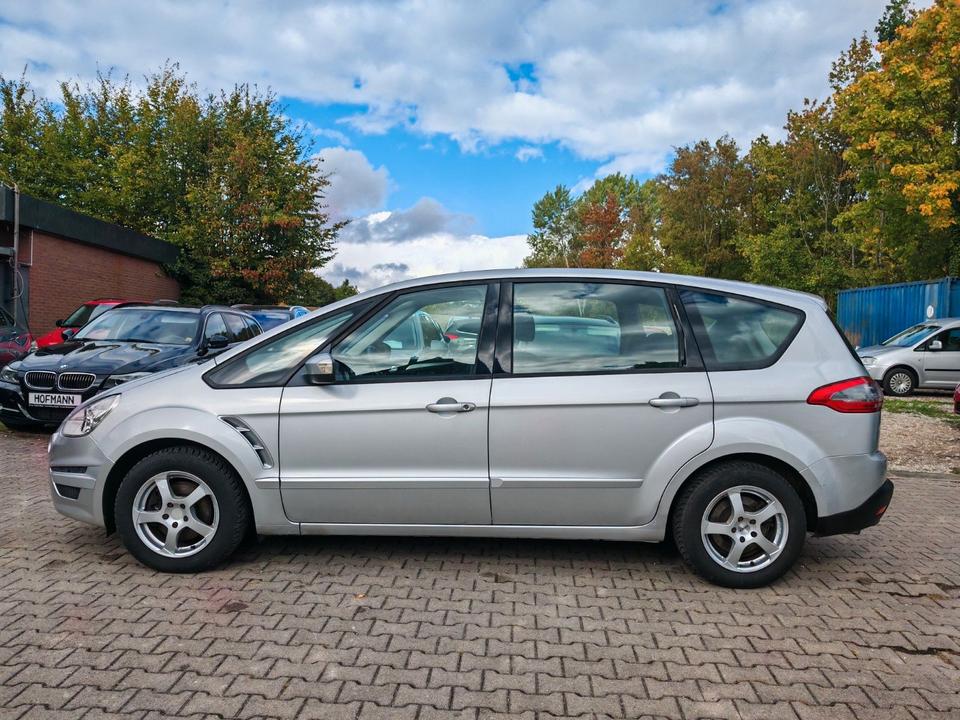 Ford S-Max 2013 — photo 11