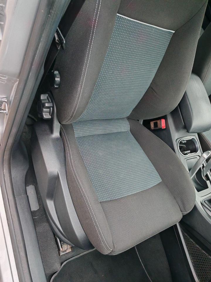 Ford S-Max 2013 — photo 19