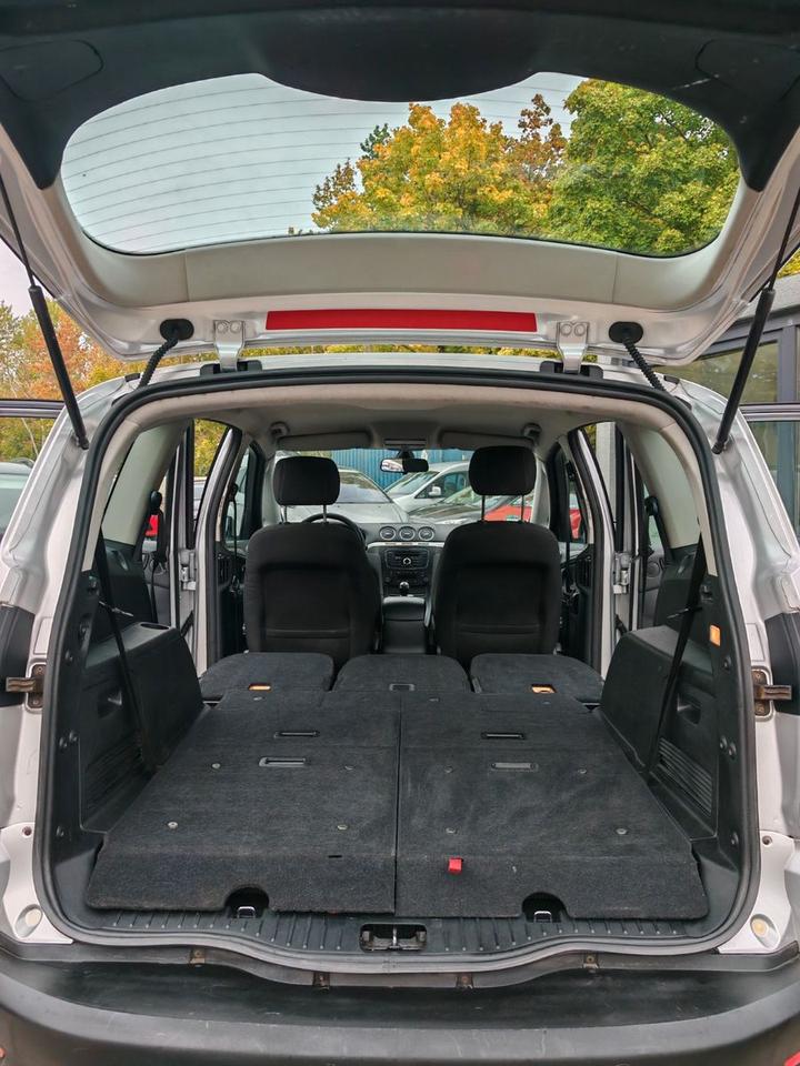Ford S-Max 2013 — photo 25
