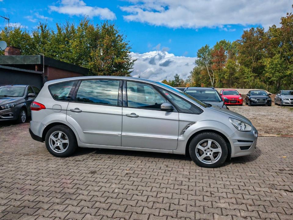 Ford S-Max 2013 — photo 26