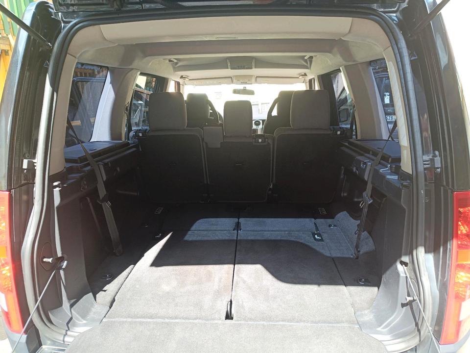 Land Rover Discovery 2007 — салон