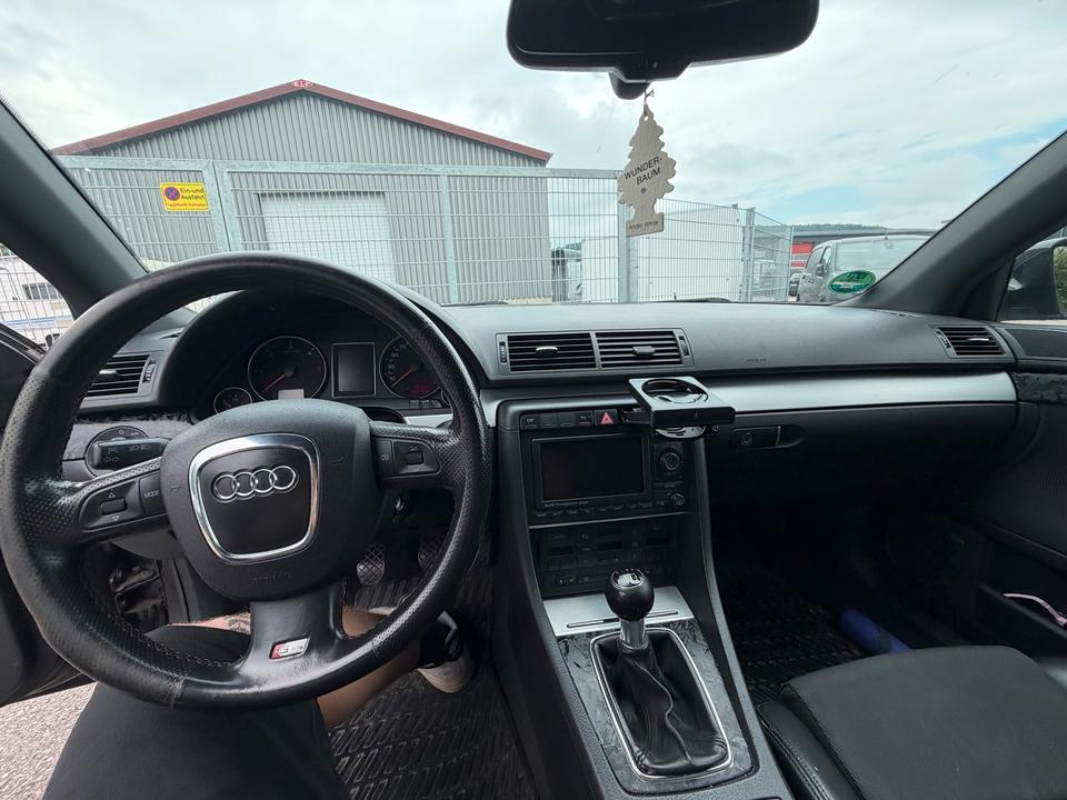 Audi A4 2006 — photo 8