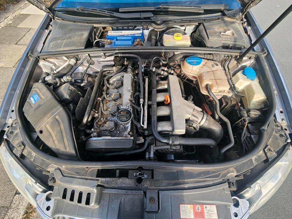 Audi A4 2005 — photo 19